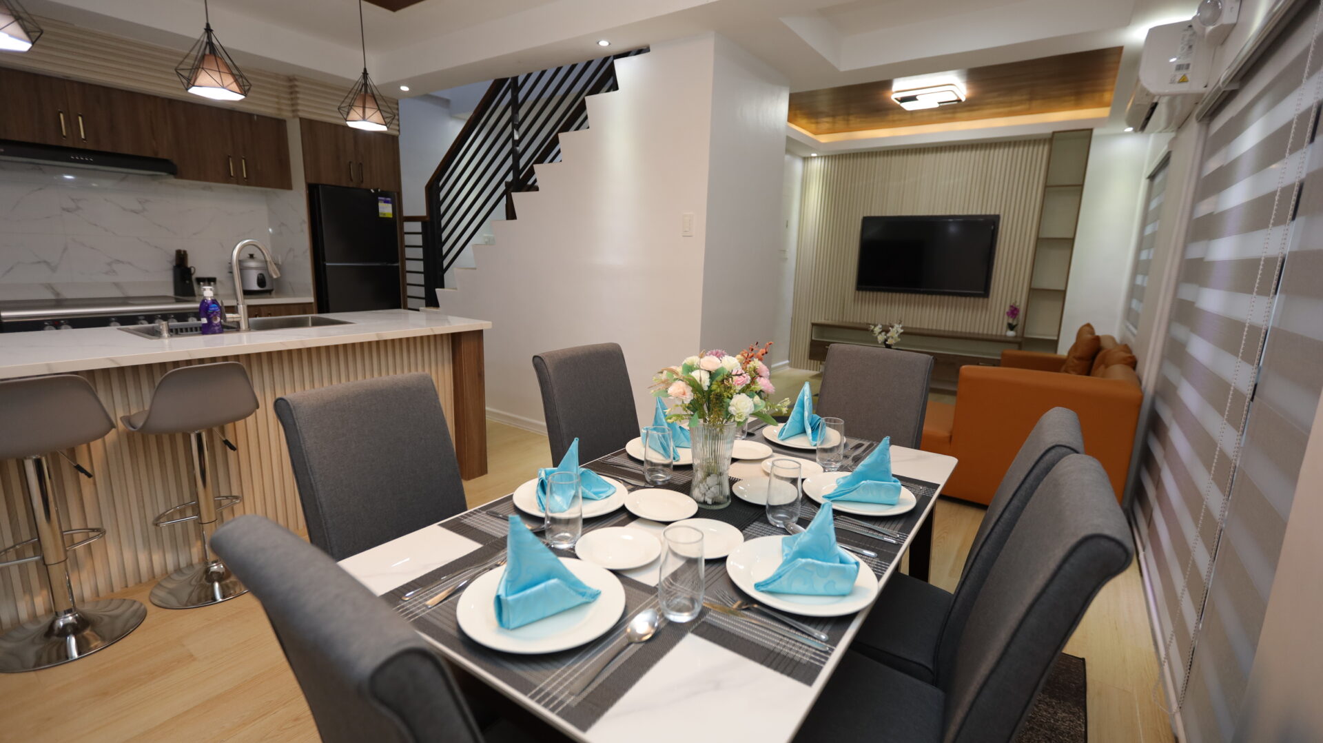 Explore the AquaBlue Villa experience!